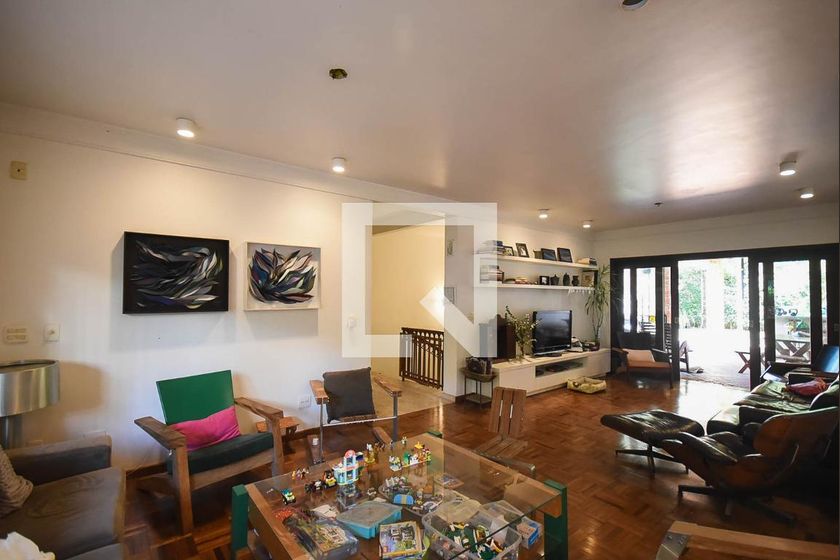 Casa à Venda - Real Parque, 3 Quartos,  600 m2