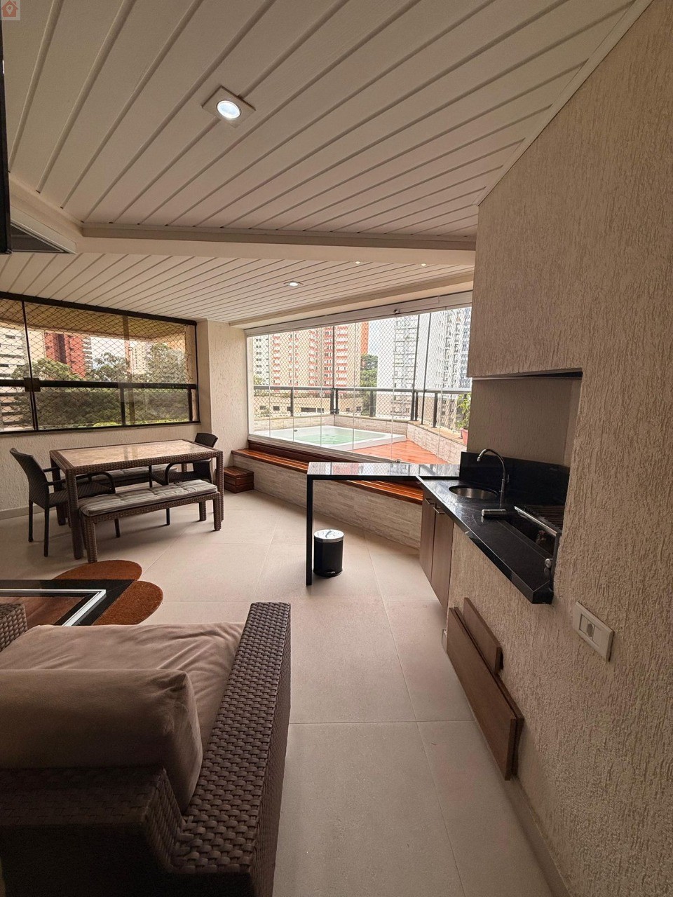 Imperdível oportunidade de investimento: Apartamento de luxo com 4 suítes na Vila Andrade, São Paulo-SP!