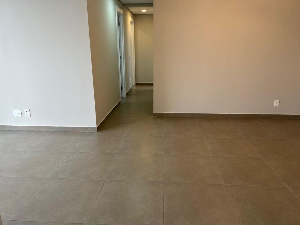 ?Novo, moderno e com visão incrível?