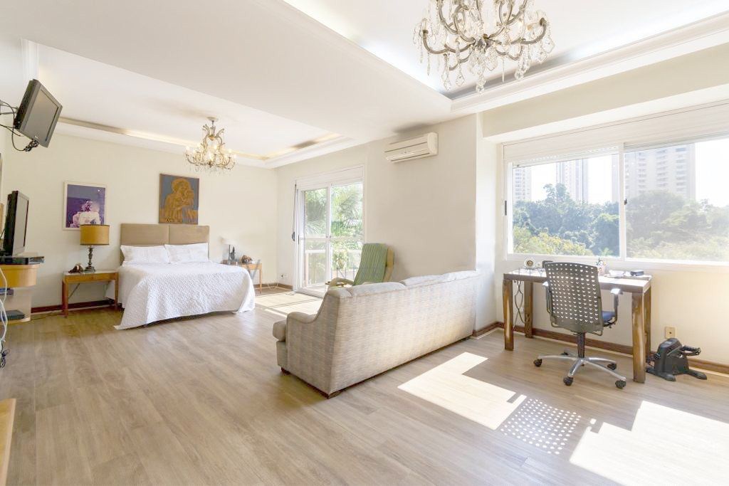 Apartamento à Venda em Jardim Fonte do Morumbi, São Paulo - SP
