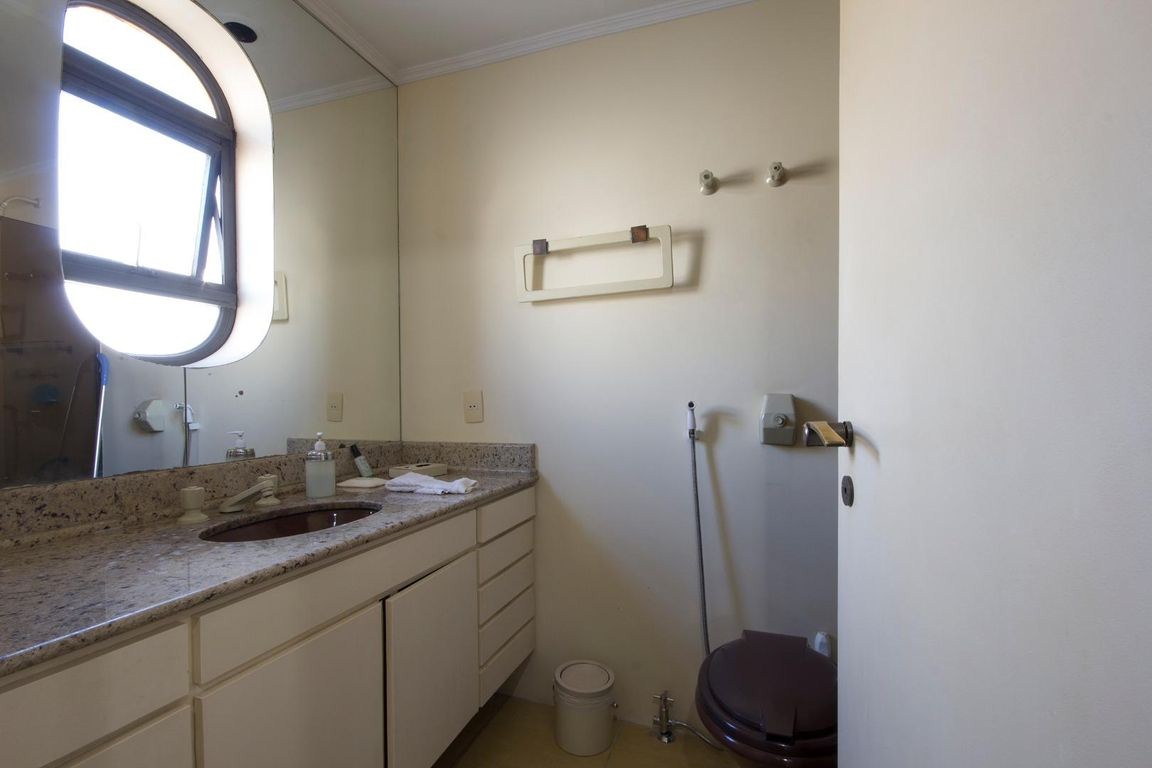 Apartamento à Venda em Jardim Paulista, São Paulo - SP