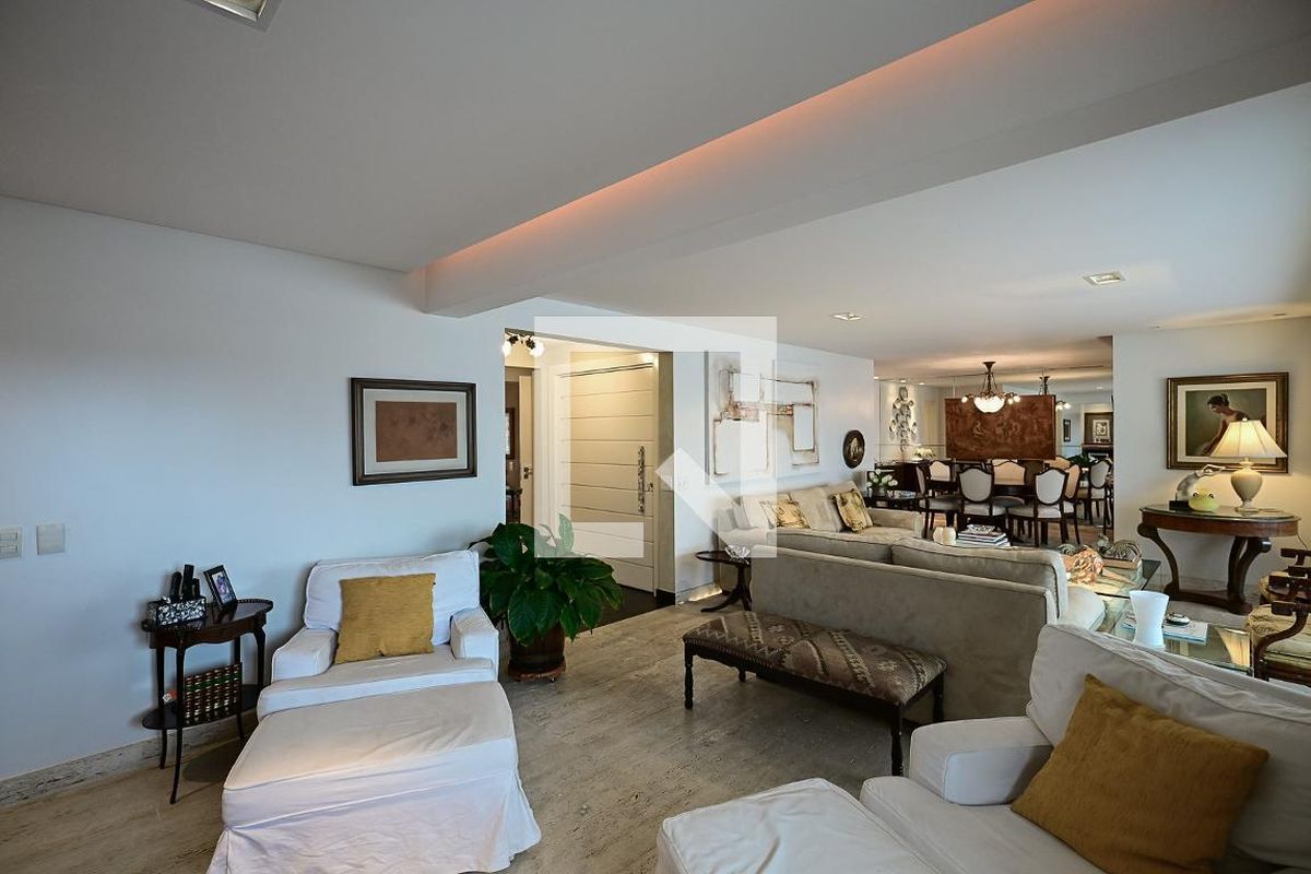 Apartamento à Venda - Real Parque, 3 Quartos,  182 m2