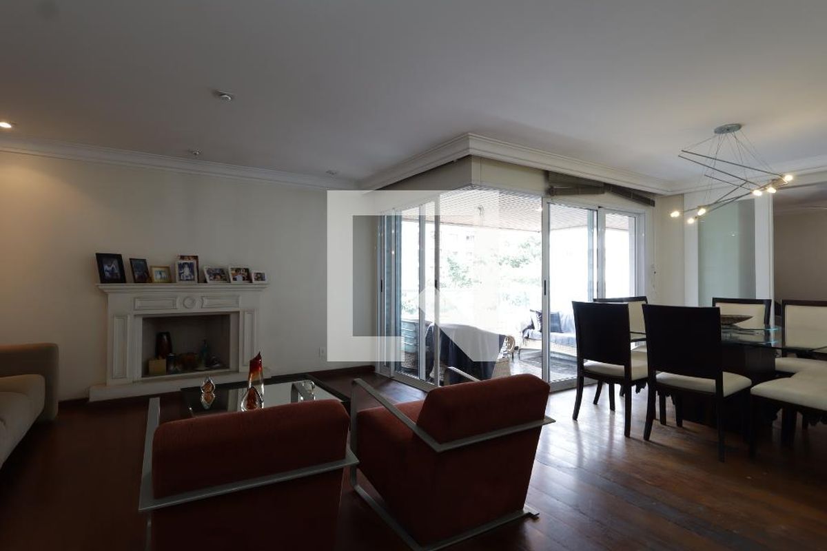 Apartamento à Venda - Real Parque, 3 Quartos,  168 m2