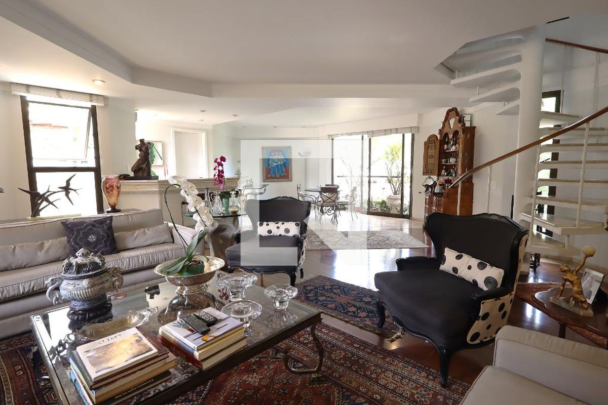 Apartamento à Venda - Real Parque, 2 Quartos,  157 m2
