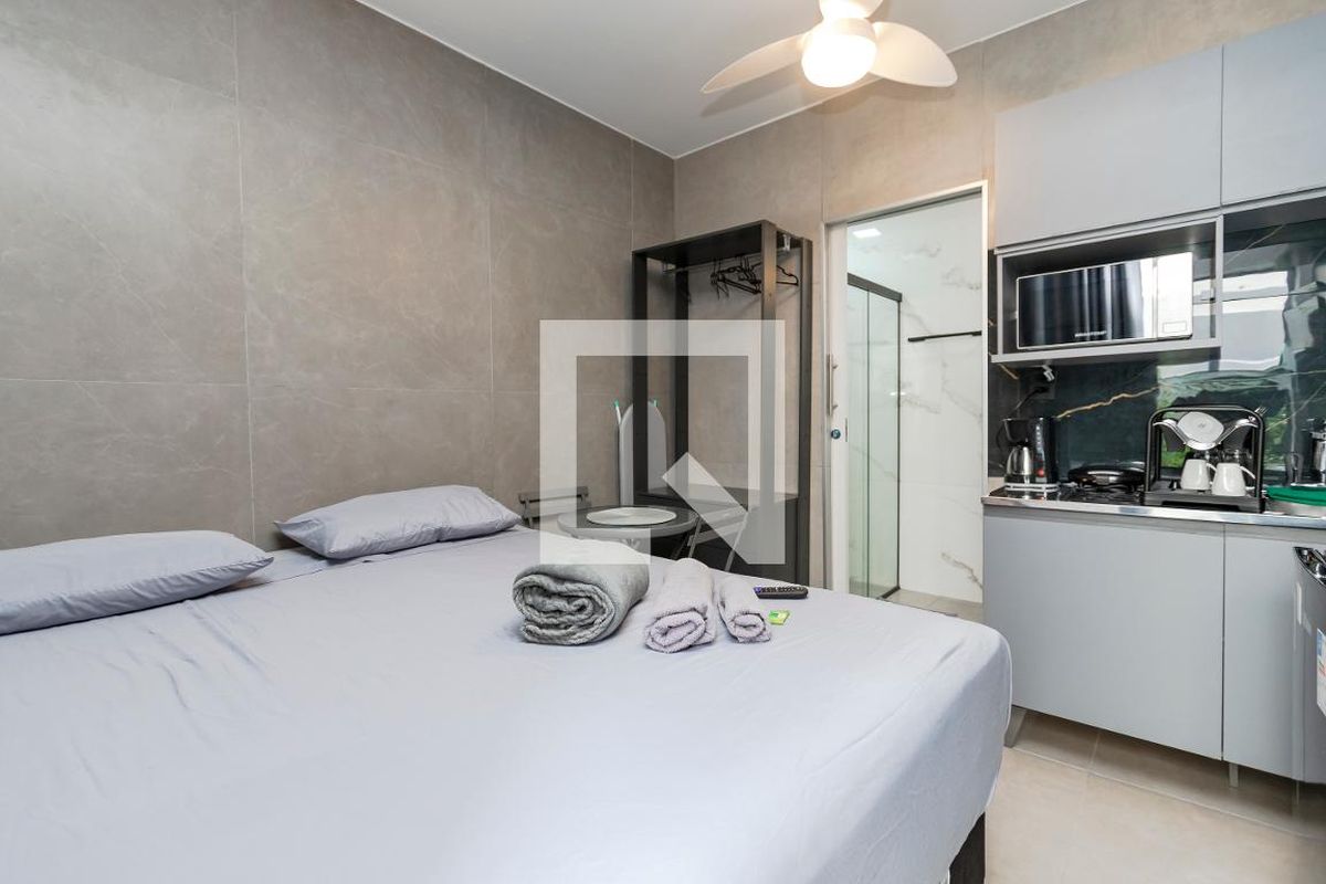 Casa à Venda - Brooklin, 6 Quartos,  240 m2