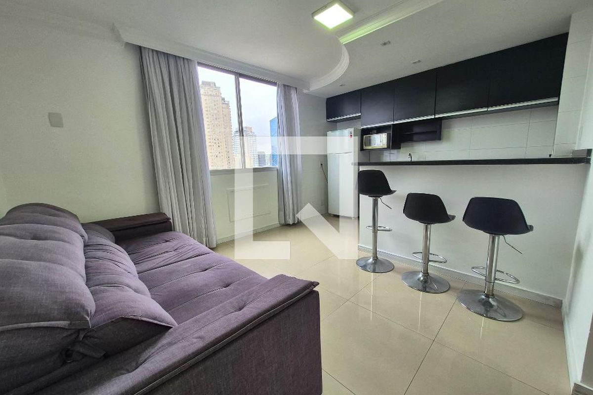 Apartamento à Venda - Real Parque, 1 Quarto,  42 m2