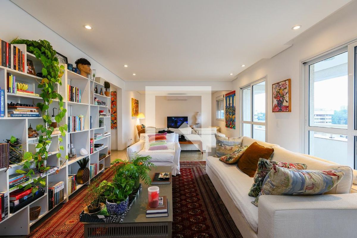 Apartamento à Venda - Real Parque, 3 Quartos,  182 m2
