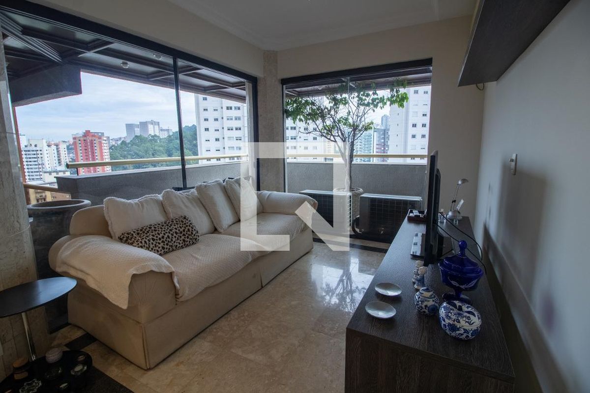 Apartamento à Venda - Panamby, 3 Quartos,  200 m2