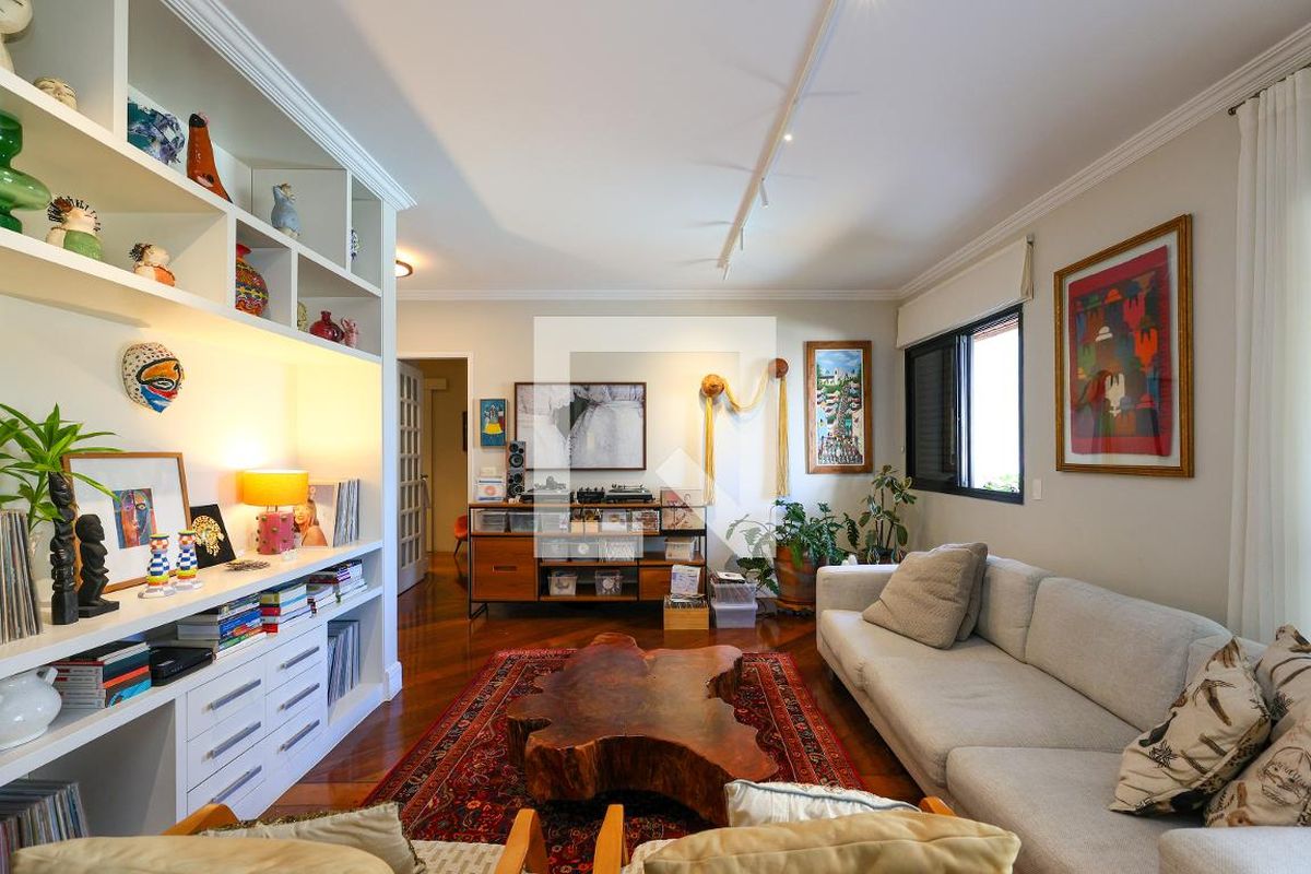 Apartamento à Venda - Real Parque, 3 Quartos,  145 m2