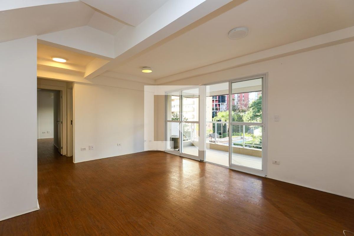 Apartamento à Venda - Real Parque, 2 Quartos,  137 m2