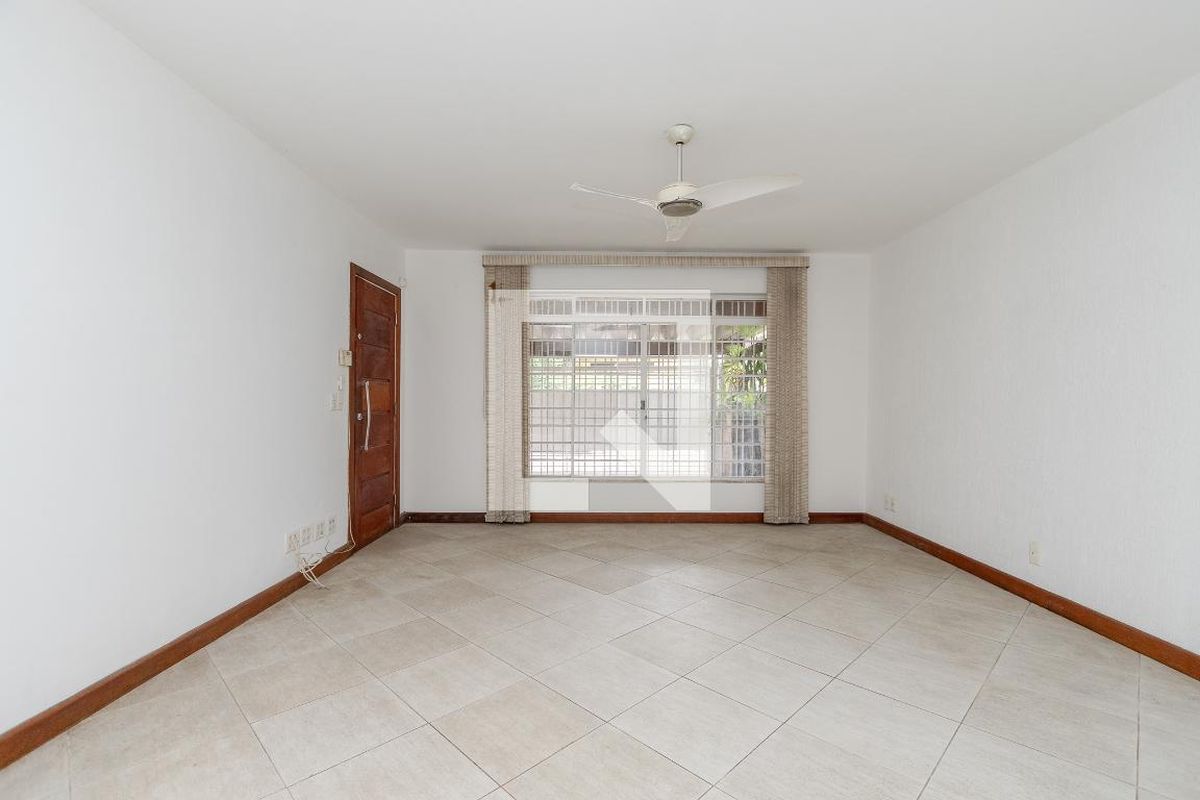 Casa à Venda - Brooklin, 2 Quartos,  145 m2