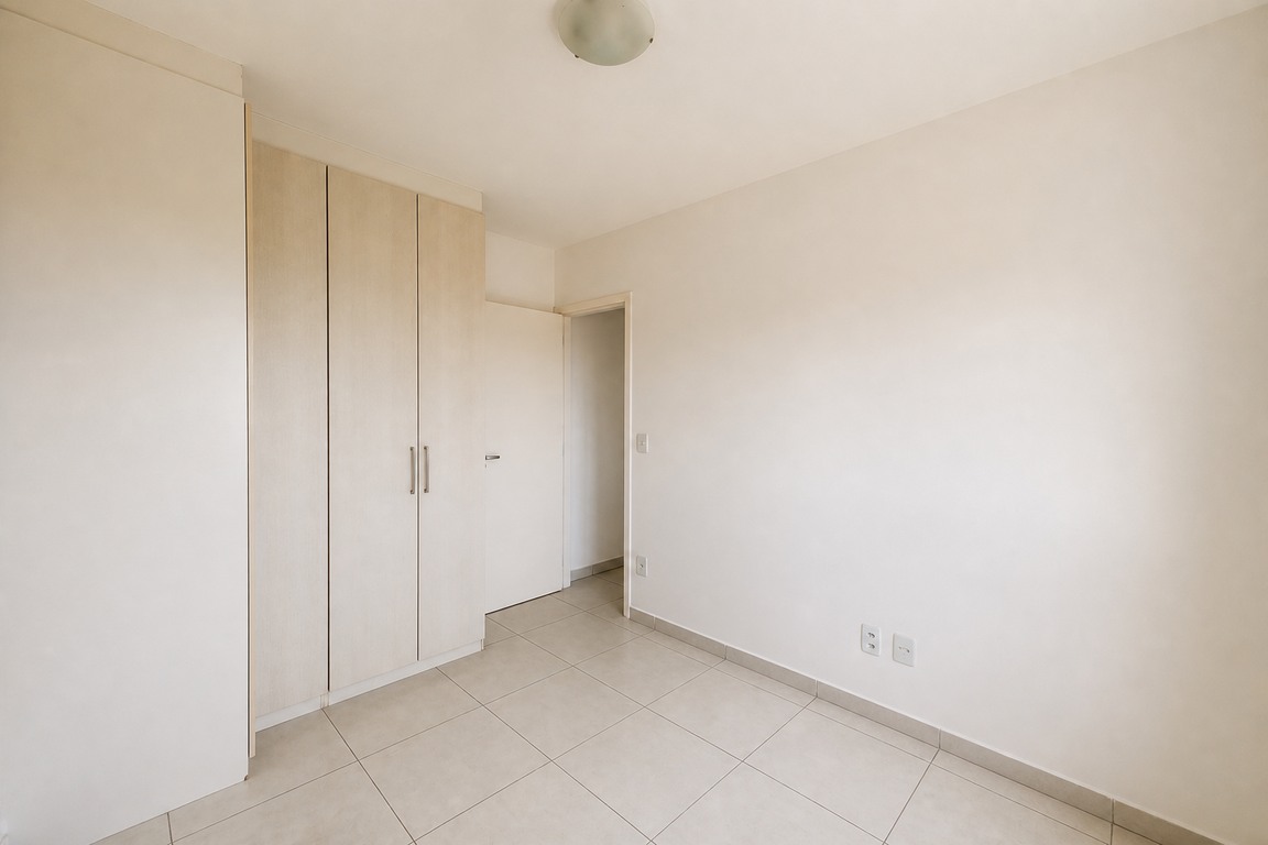 Apartamento à venda em São Paulo - Vila Andrade: 2 quartos, sala, banheiro e vaga de garagem!