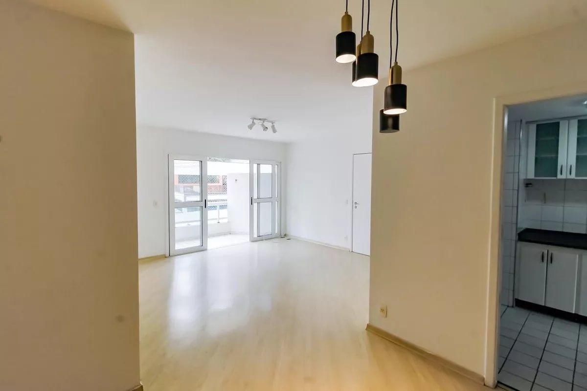 Apartamento com 97m², 3 quartos e 2 vagas.