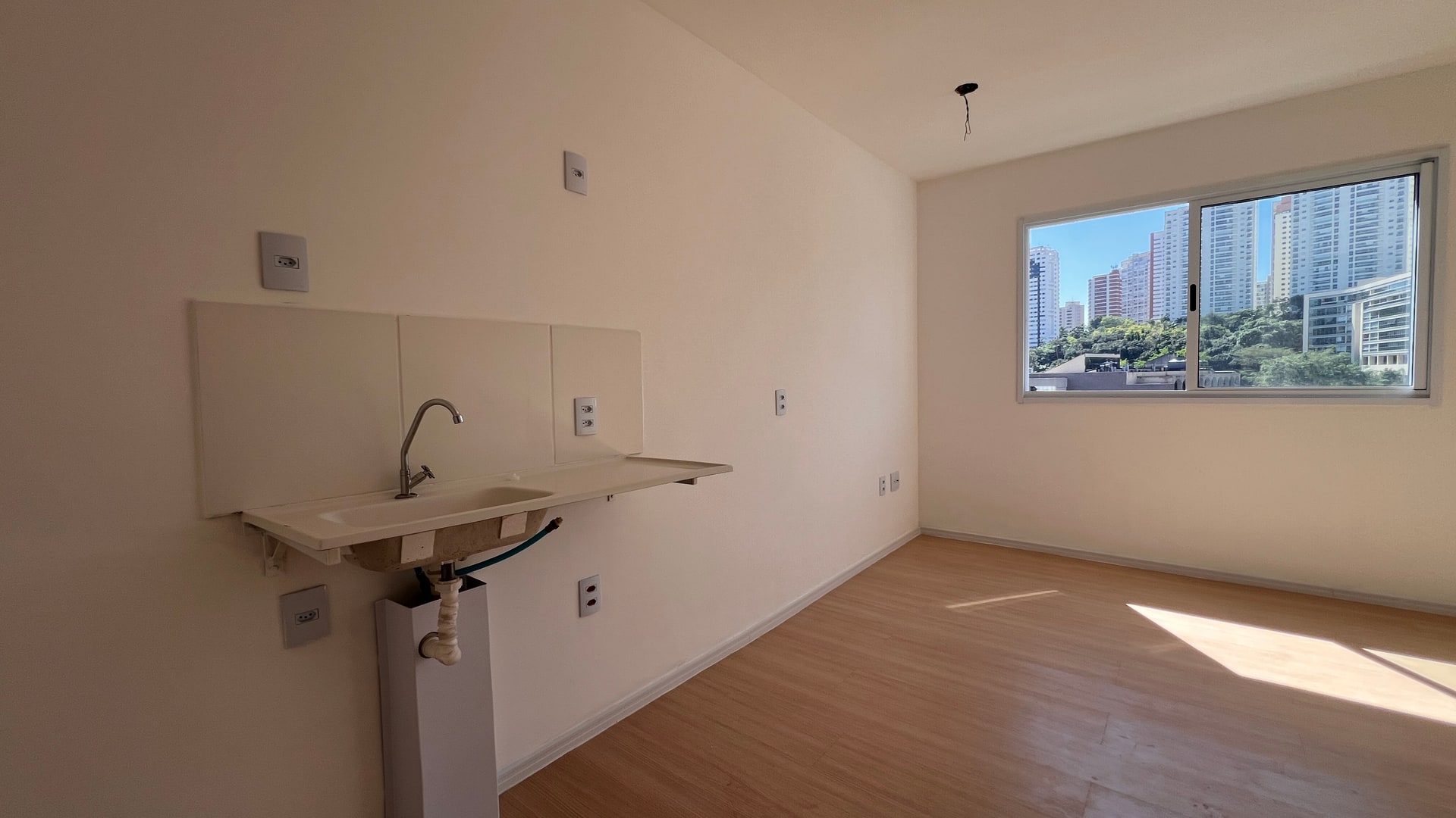 Apartamento com 1 quarto e sem vagas.