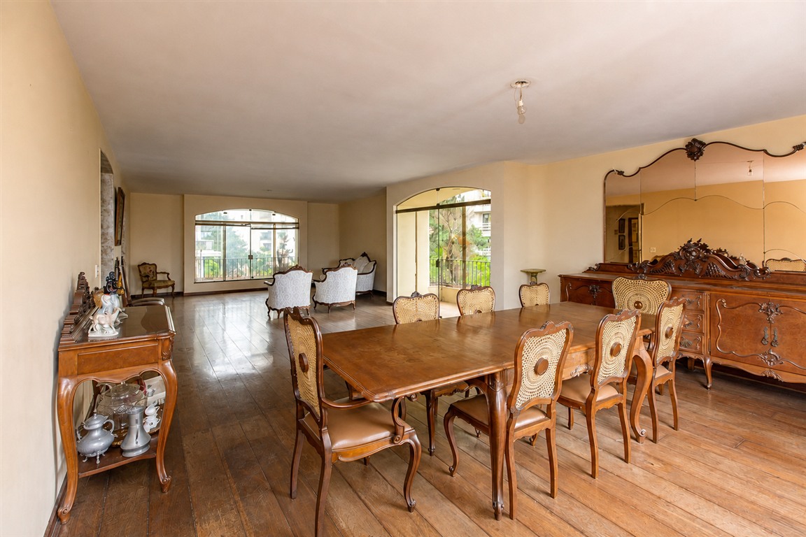 Apartamento à Venda em Pinheiros, São Paulo - SP