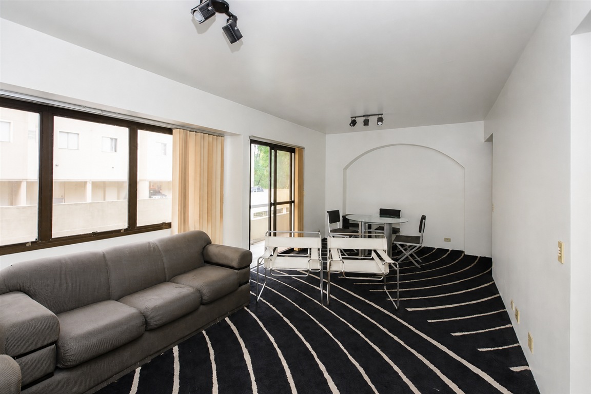 Apartamento à Venda em Jardim Ampliação, São Paulo - SP