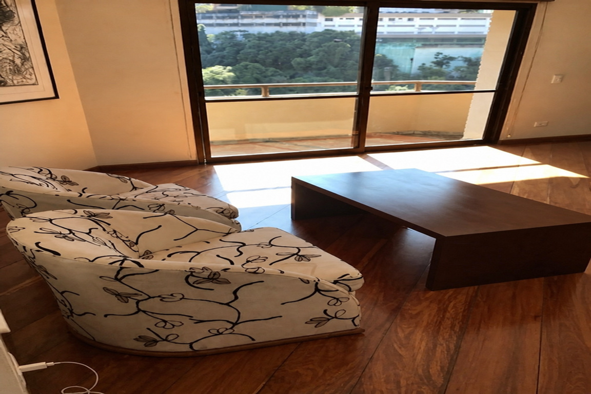 Apartamento à Venda em Jardim Ampliação, São Paulo - SP