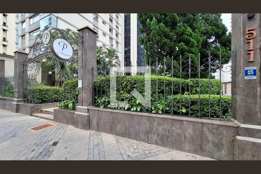 Le Premier Convetion & Residence Service