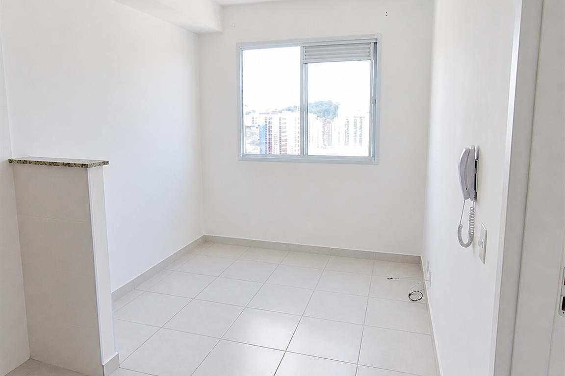 Apartamento com 26.8m², 1 quarto e sem vagas.