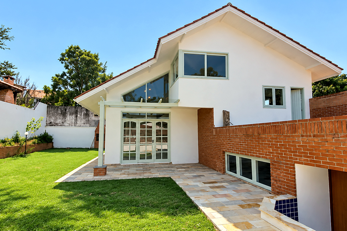 Casa à Venda em Vila Sonia, São Paulo - SP