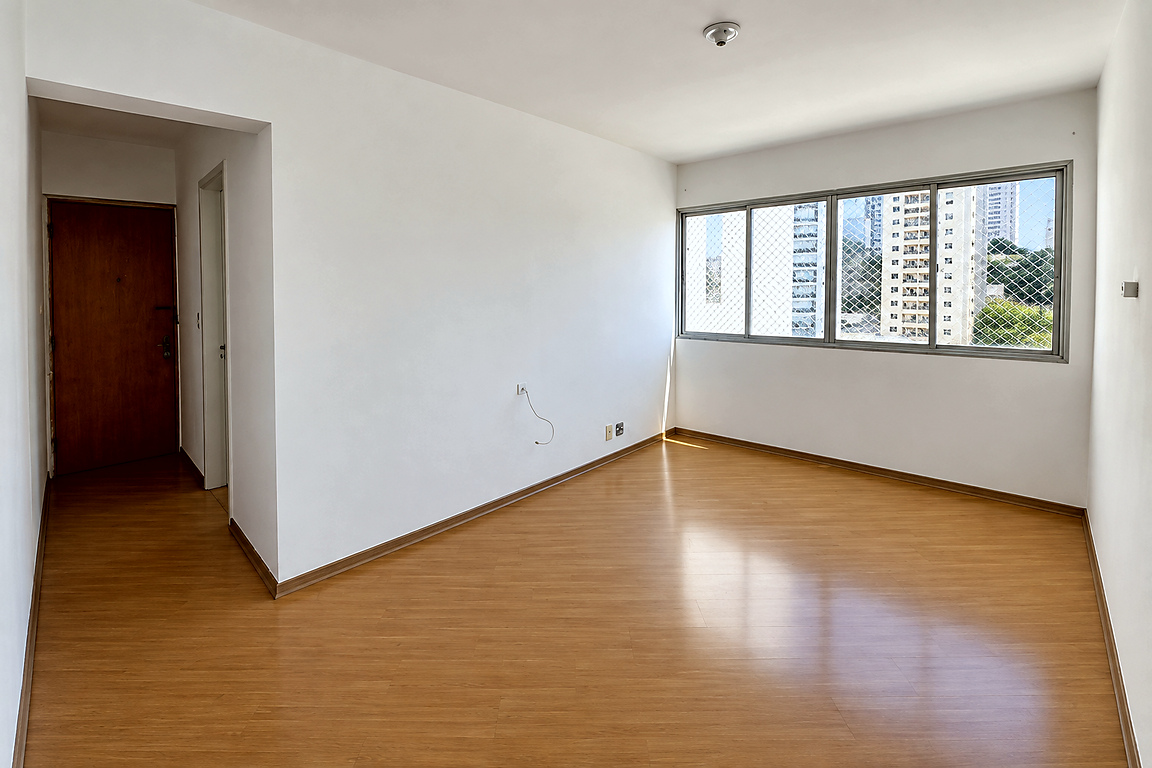 Apartamento à Venda em Bosque da Saúde, São Paulo - SP