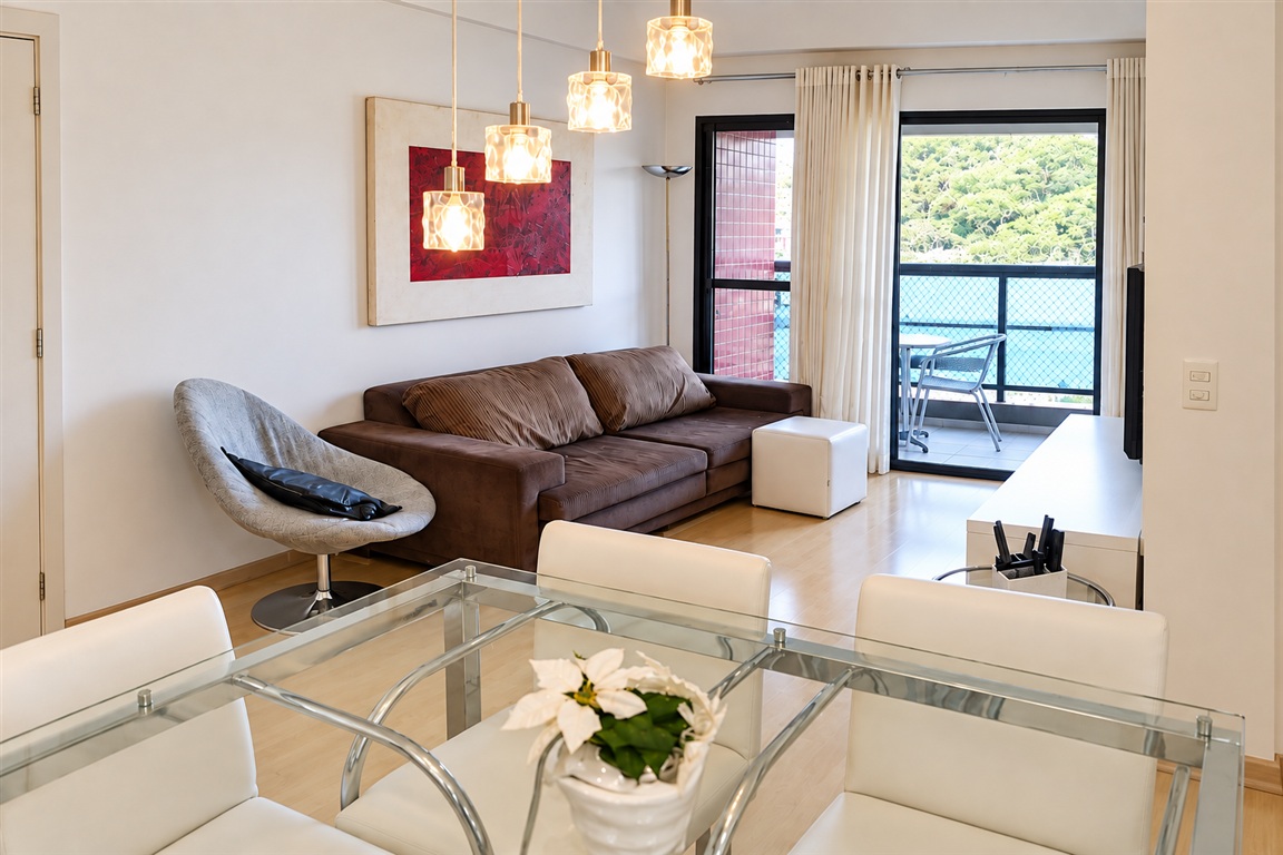 Apartamento à Venda em Santo Amaro, São Paulo - SP