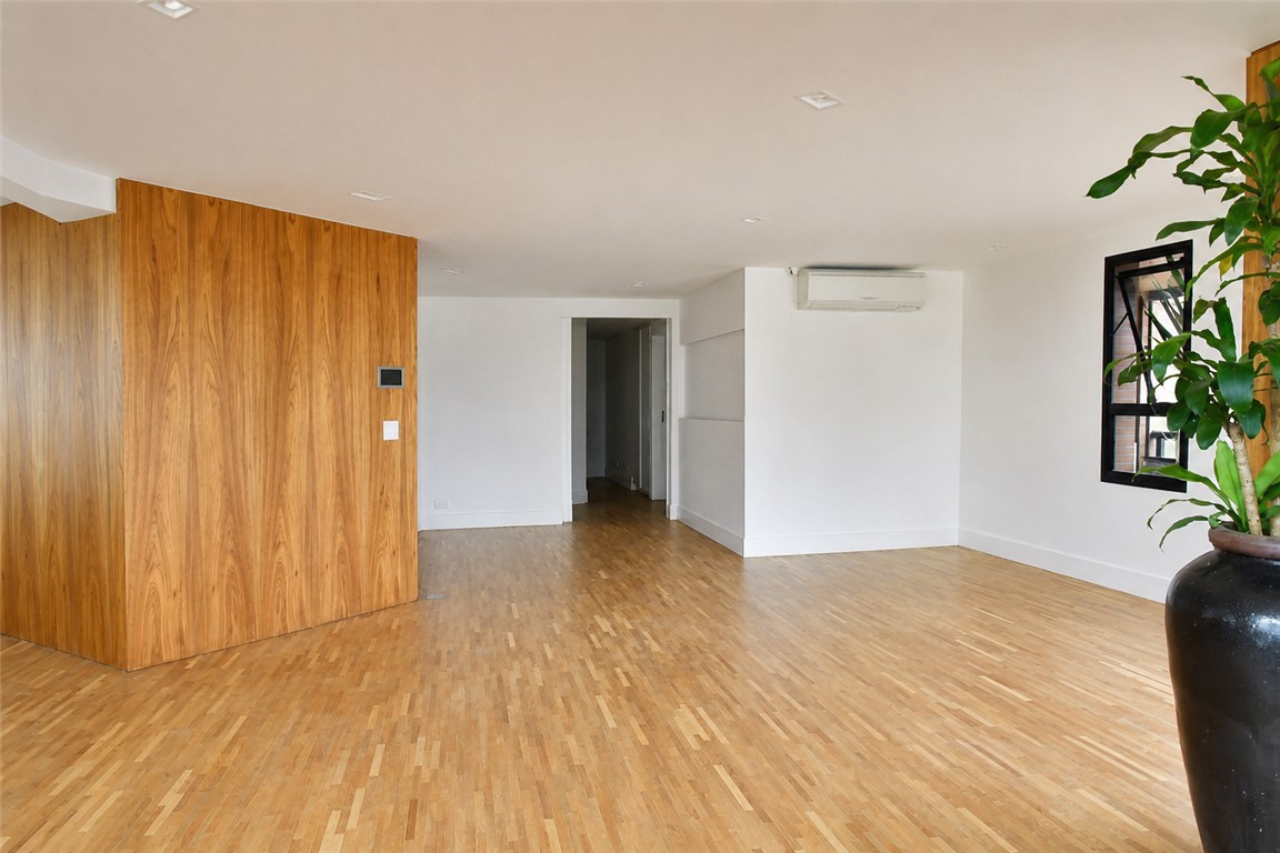 Apartamento à Venda em Planalto Paulista, São Paulo - SP