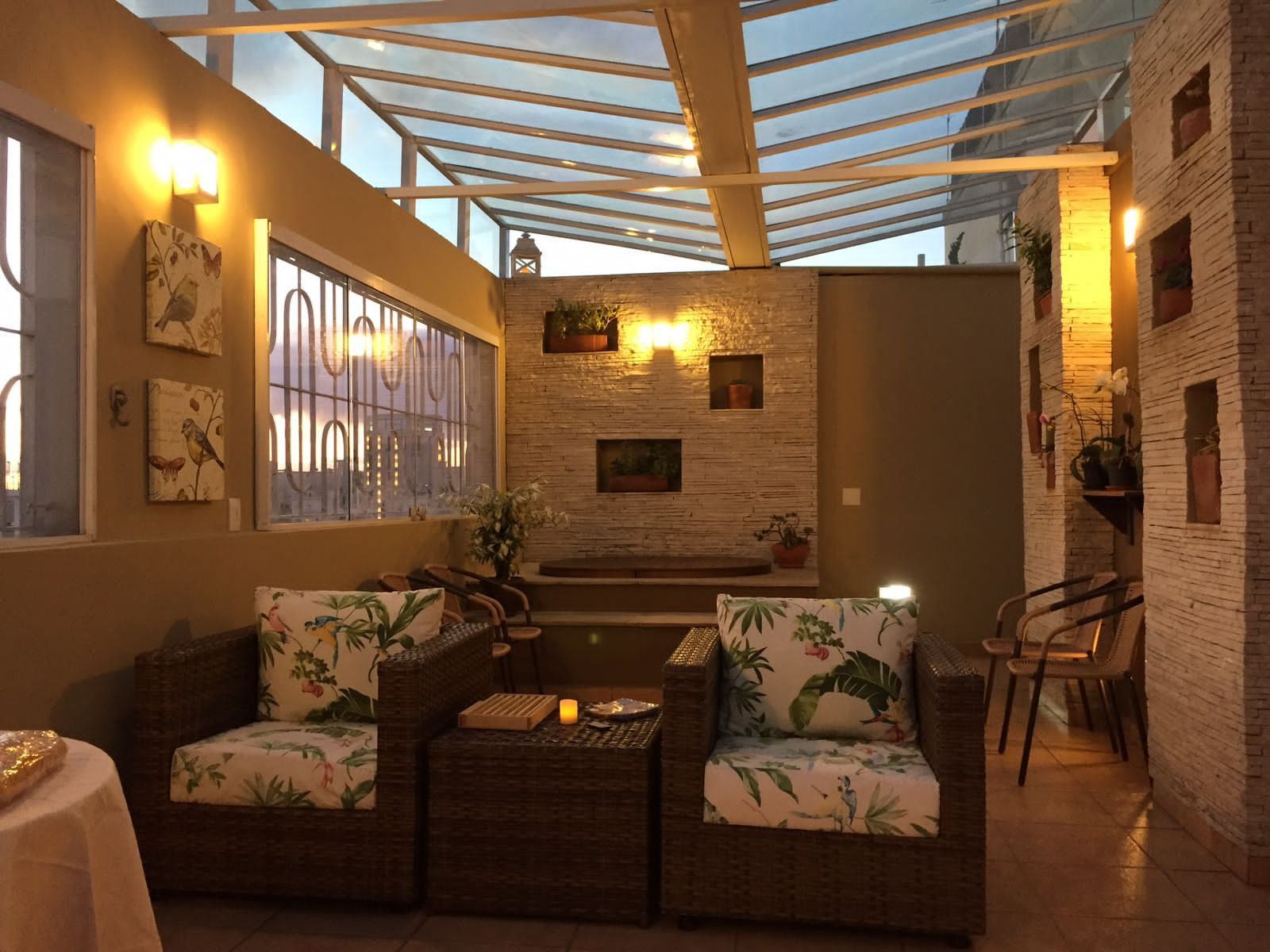 Cobertura Duplex com 154m2  com 2 quartos em Indianópolis.