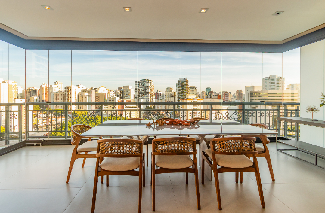 Apartamento Mobiliado com 273m2 com 3 suites na Vila Olímpia !!!