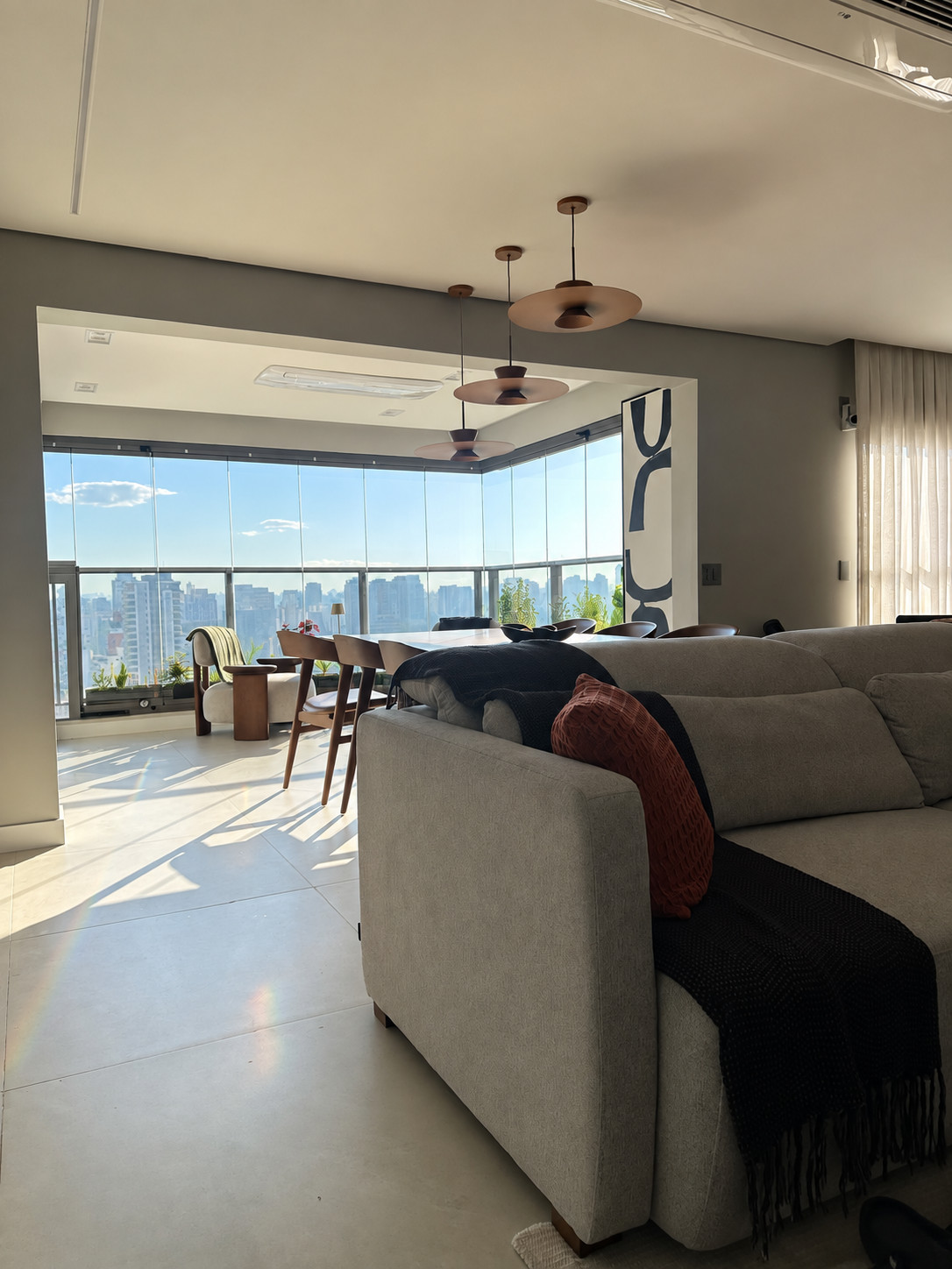 Apartamento com 75m², 3 quartos e 1 vaga.