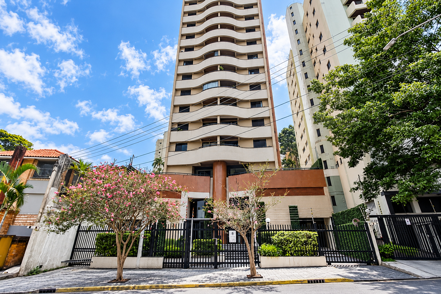 Edifício Garden Side