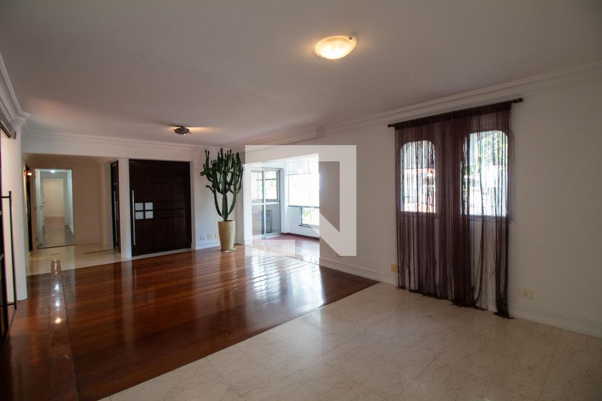 Apartamento à Venda - Brooklin, 3 Quartos,  213 m2
