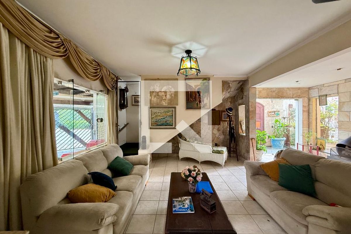 Casa à Venda - Brooklin, 6 Quartos,  240 m2