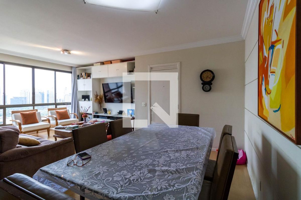 Apartamento à Venda - Real Parque, 3 Quartos,  117 m2