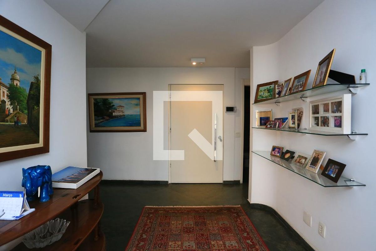 Apartamento à Venda - Real Parque, 4 Quartos,  227 m2