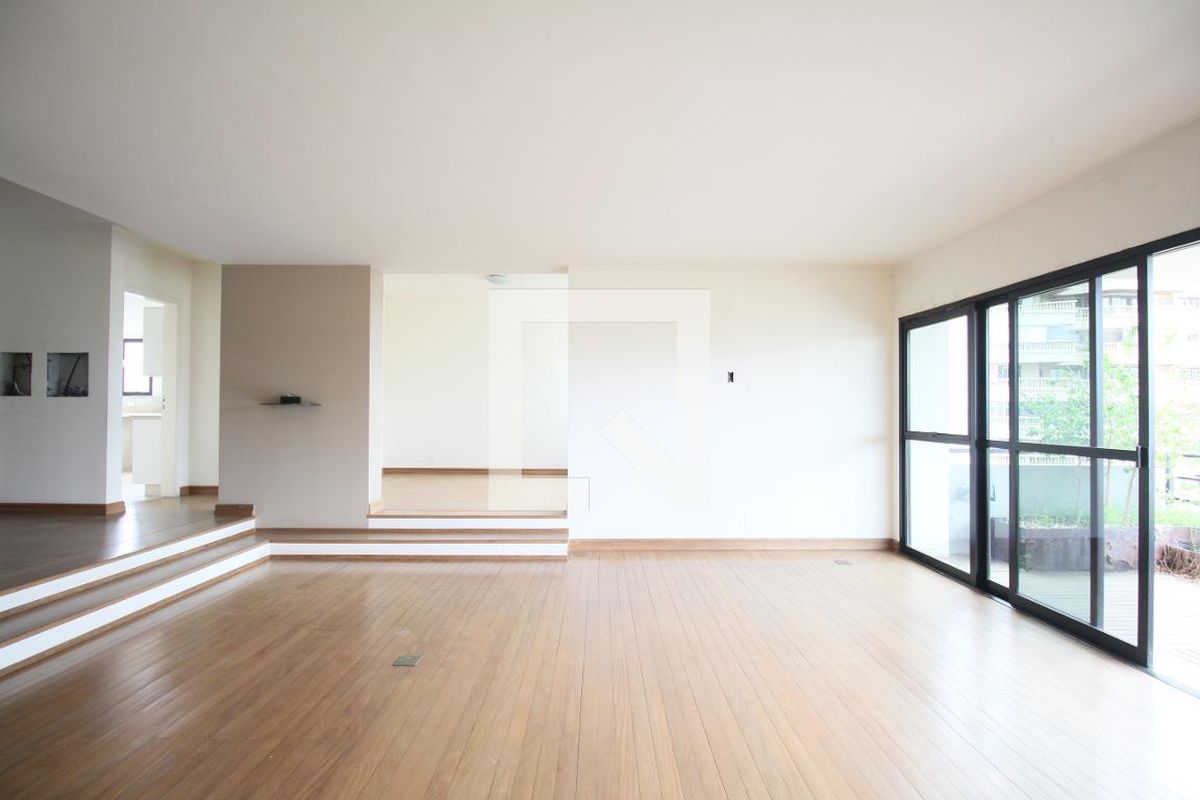 Apartamento à Venda - Real Parque, 3 Quartos,  260 m2