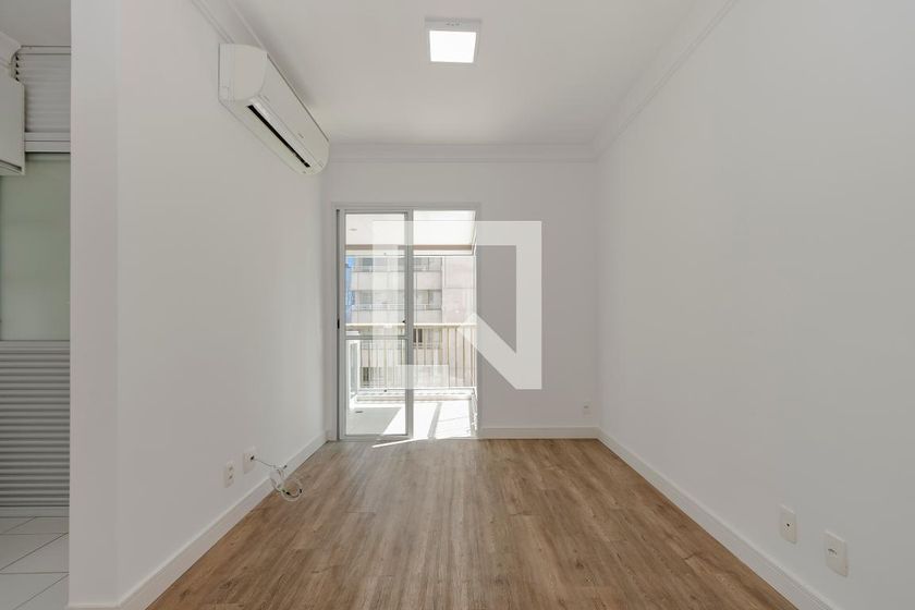 Apartamento à Venda - Brooklin, 1 Quarto,  50 m2