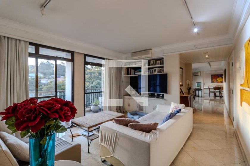 Apartamento à Venda - Real Parque, 3 Quartos,  251 m2