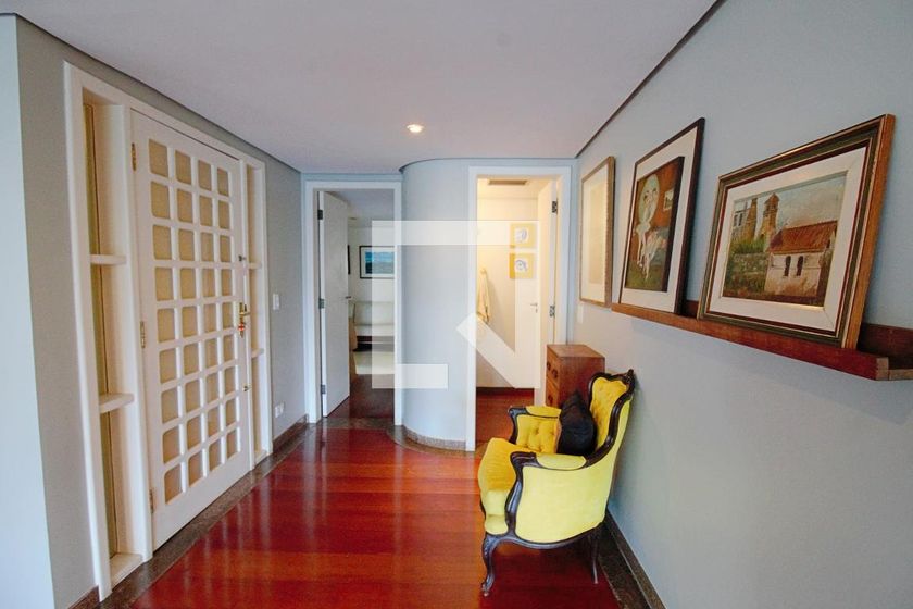Apartamento à Venda - Real Parque, 3 Quartos,  260 m2