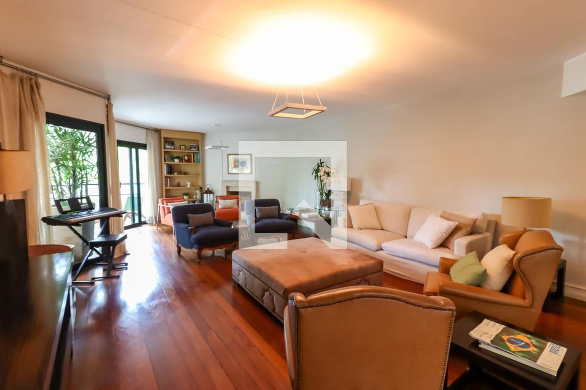 Apartamento à Venda - Real Parque, 3 Quartos,  227 m2